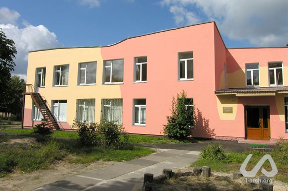 Головний фасад